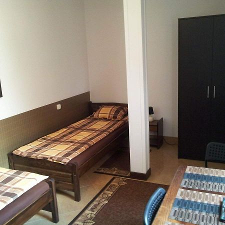 Hostel Maxim Warsaw Ngoại thất bức ảnh