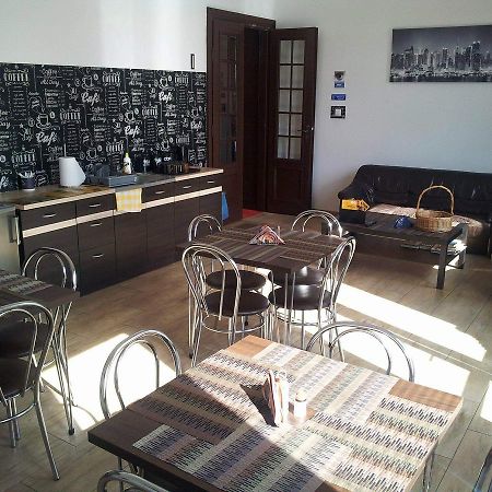 Hostel Maxim Warsaw Ngoại thất bức ảnh