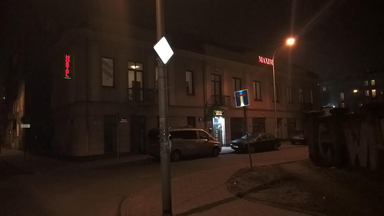 Hostel Maxim Warsaw Ngoại thất bức ảnh