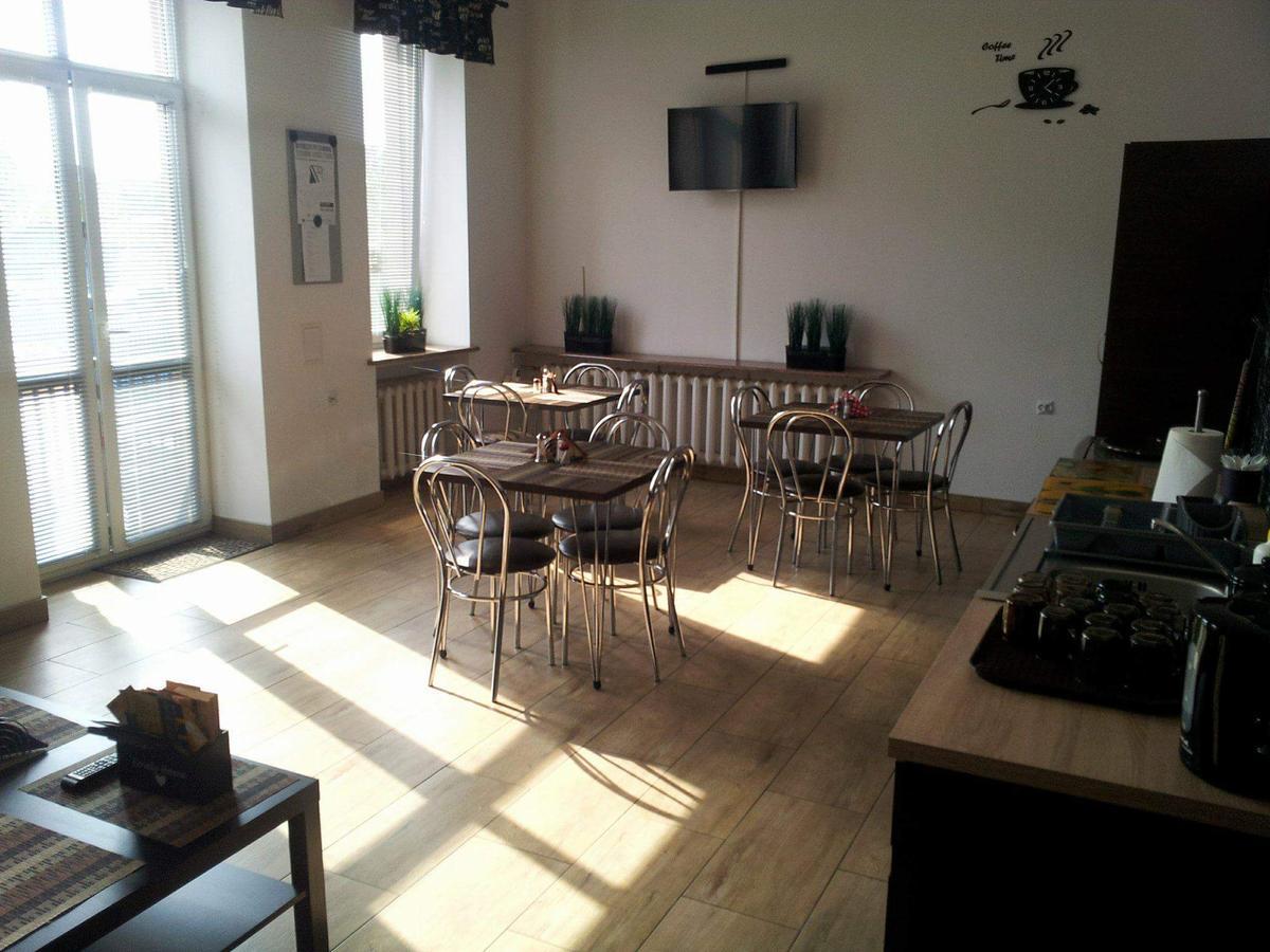 Hostel Maxim Warsaw Ngoại thất bức ảnh